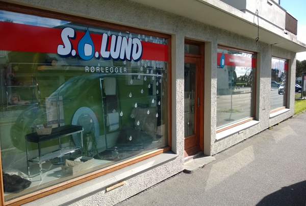 S.O.Lund Rørlegger vindusdekor